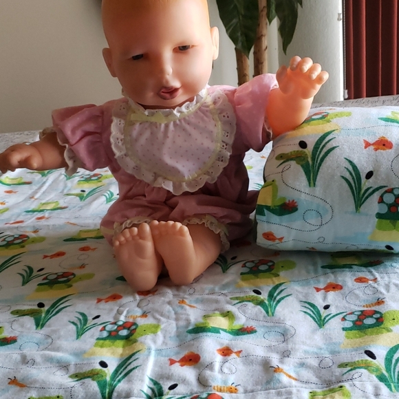 Baby Flannel Mat/Blanket & Arm Support Pillow. - Picture 8 of 8